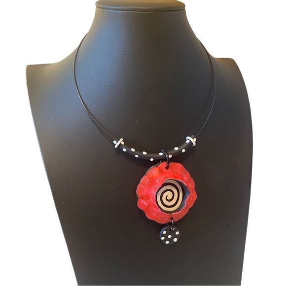 Stylish, Lightweight, Red, Black & White Circular Pendant Necklace on Black Wire - Picture 2 of 6